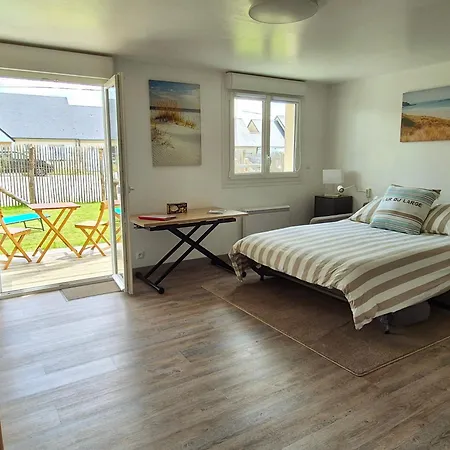 Apartment Crevette Rose A 100m De La De Sable De Surtainville