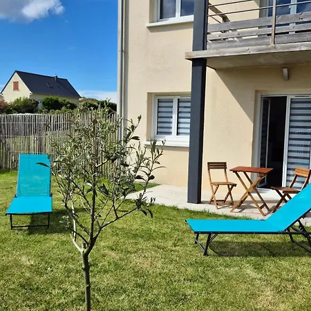 Crevette Rose à 100m De La De Sable De *