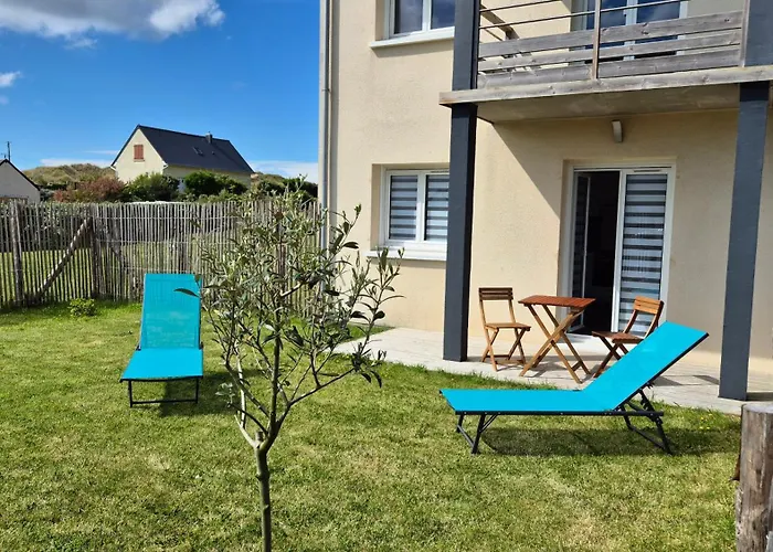 Crevette Rose à 100m De La De Sable De *